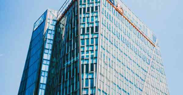 AI绘画卫衣小女孩（卫衣儿童画）