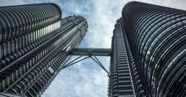 大数据包含设备数据的行业文章