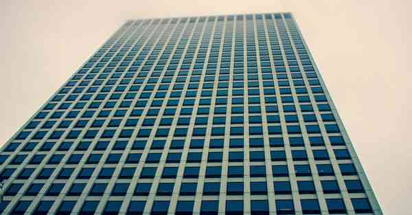 美国智能机器人与人类对话