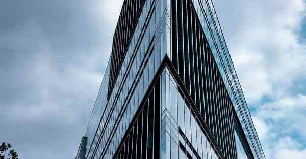 大数据动力中心：改变产业格局的引擎