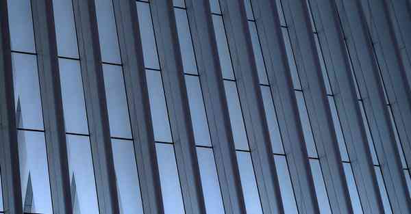 “恩海智能人工机器人”