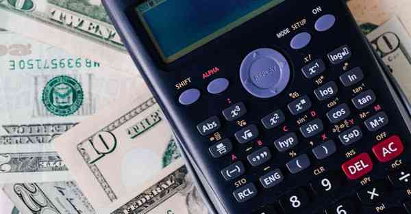 遥控智能机器人旋转战斗