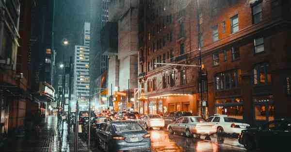 大数据包含设备数据的行业文章