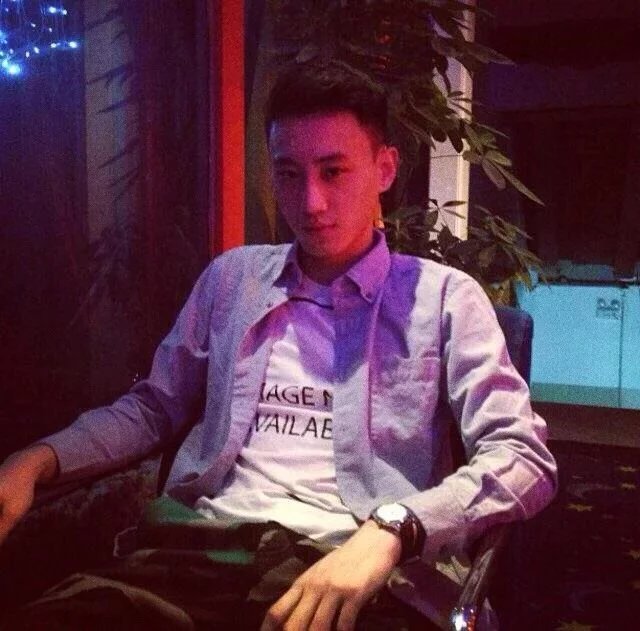 雍瑶昭航