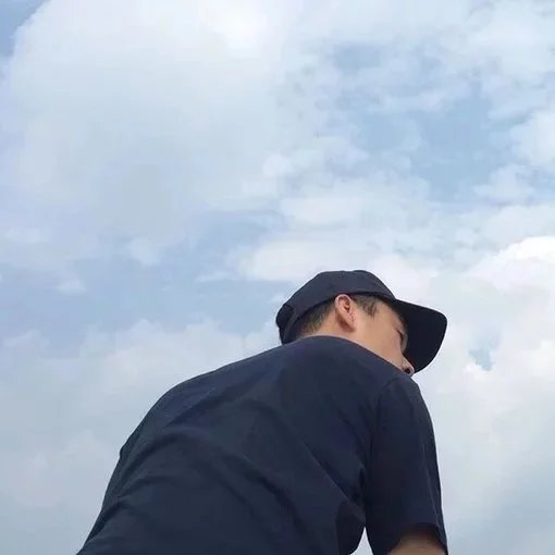 石策倩轮