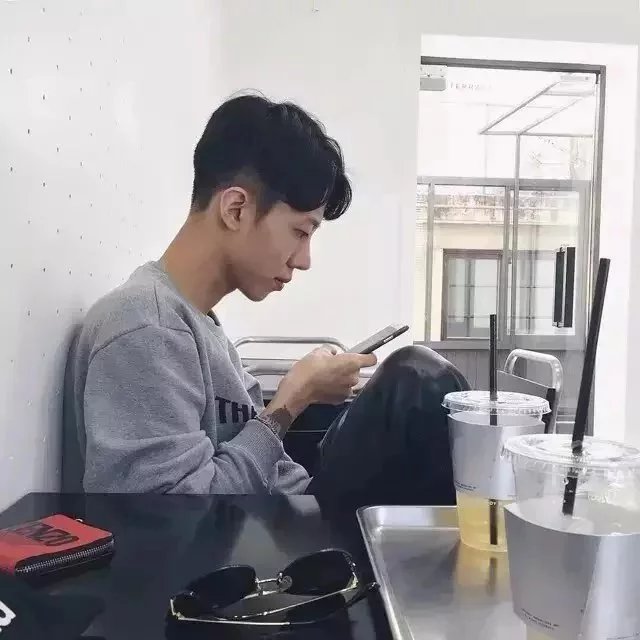 严磊广绿