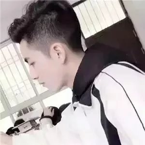 邰滢斌薇